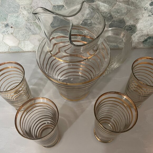 Vintage MCM Glass Serving Set, Horizontal Gold Stripes, Pitcher  & 4 Glasses - Picture 3 of 12